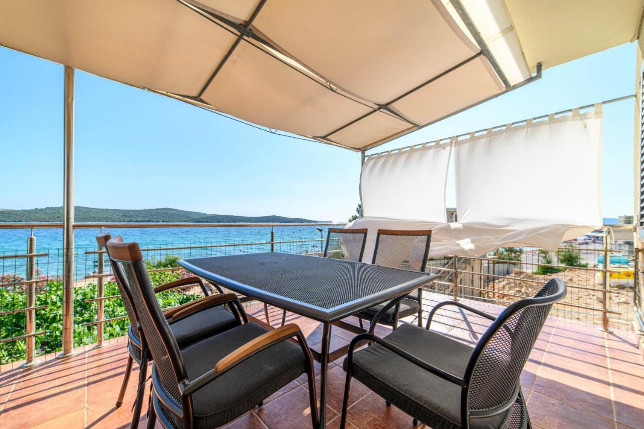 Apartment Seaside Zaboric Ngoại thất bức ảnh