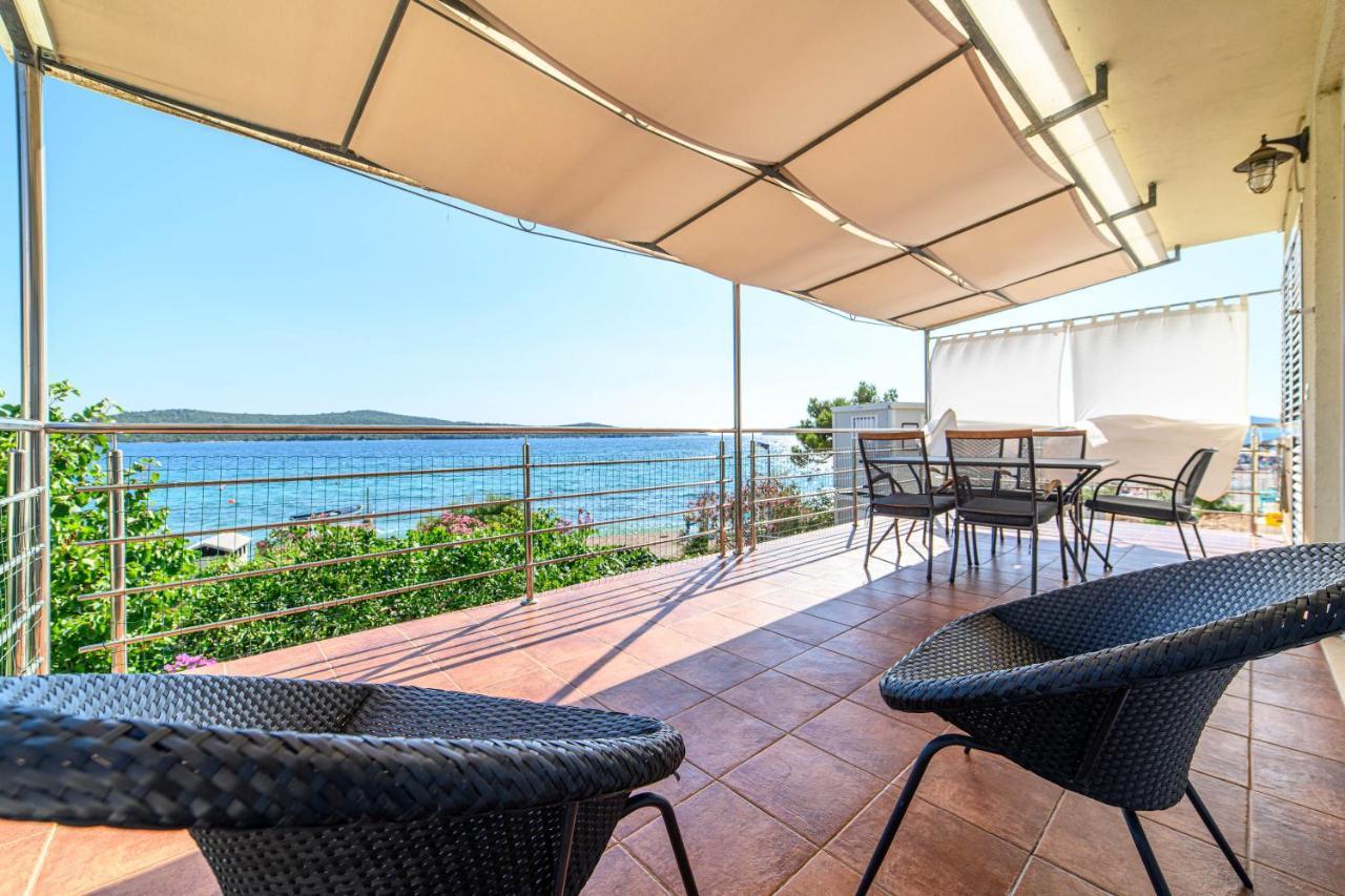 Apartment Seaside Zaboric Ngoại thất bức ảnh