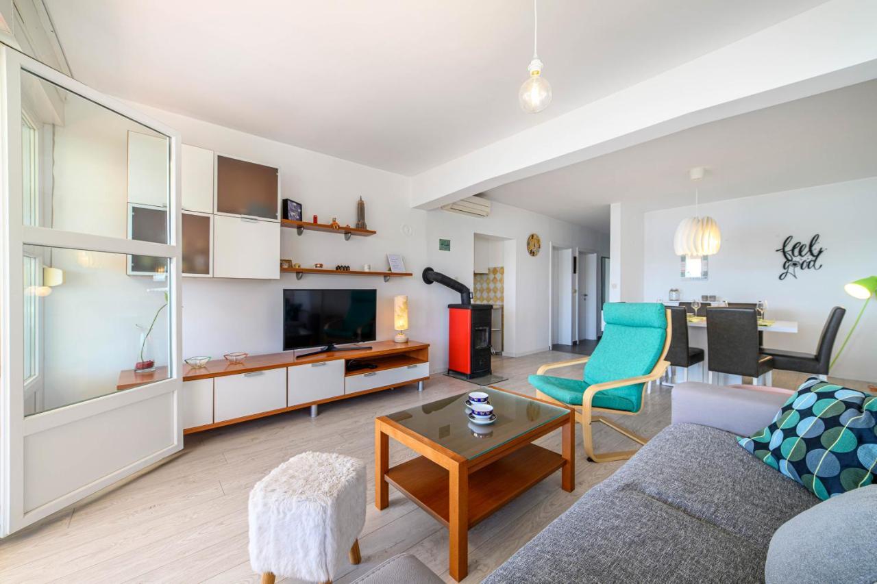 Apartment Seaside Zaboric Ngoại thất bức ảnh