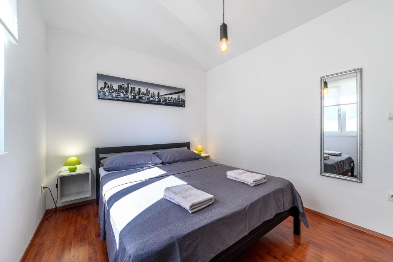 Apartment Seaside Zaboric Ngoại thất bức ảnh
