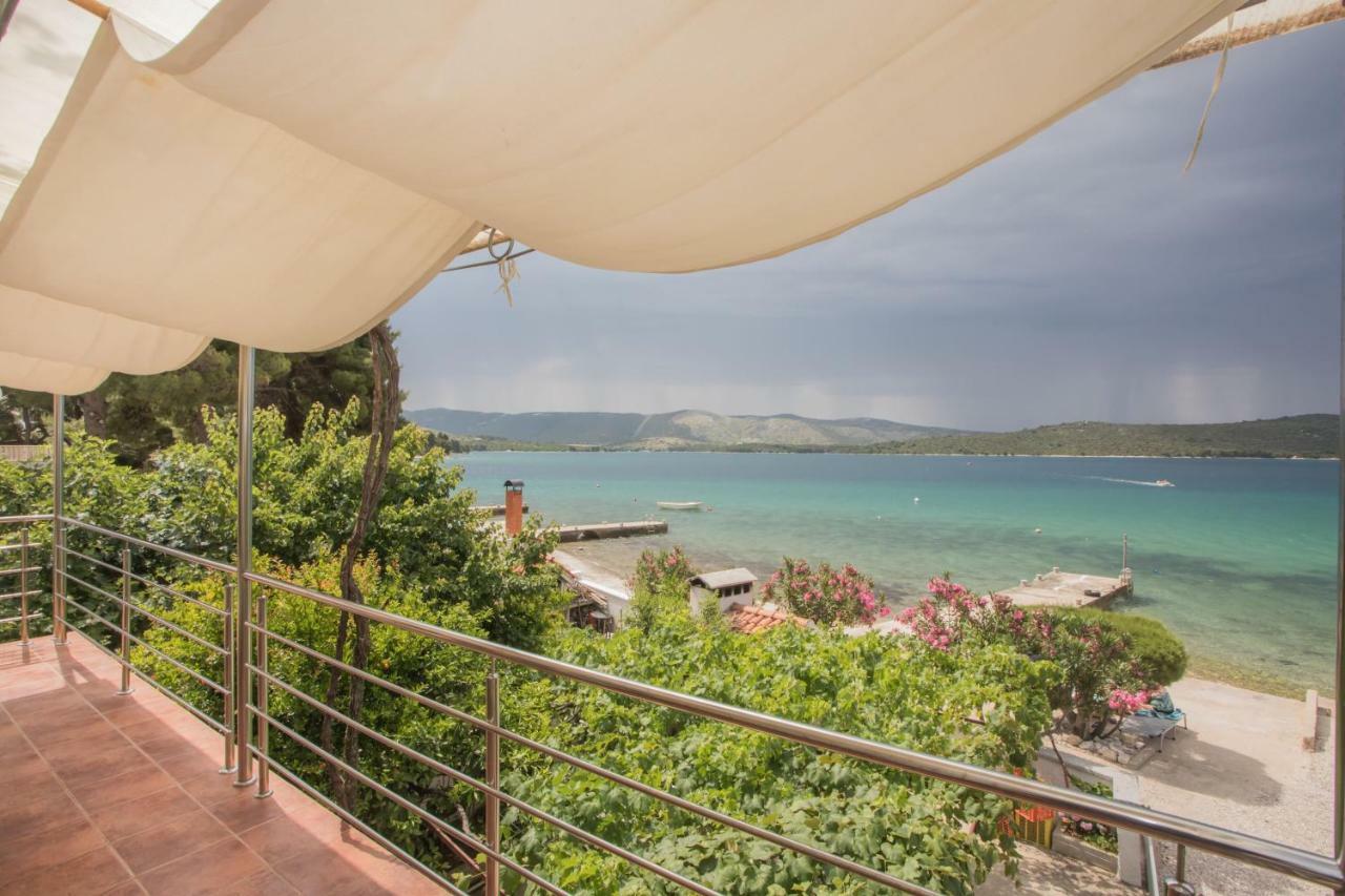 Apartment Seaside Zaboric Ngoại thất bức ảnh